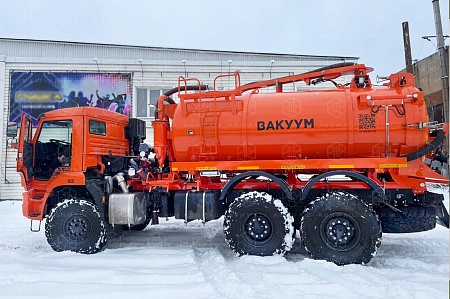 Илосос ( АВИ ) 10м3 АВИМАШ на шасси КАМАЗ 43118 с насосом Jurop PN-130